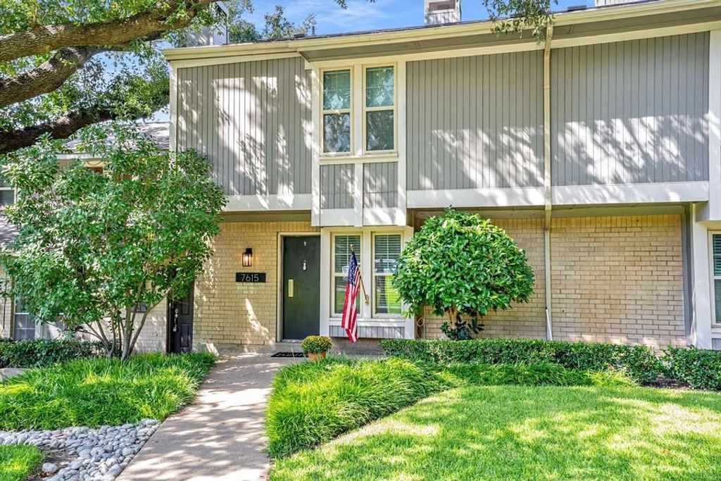 7615 Woodthrush Drive 15, Dallas, TX 75230