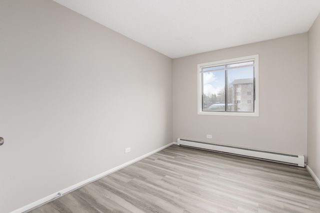 2 Echo Court 2, Vernon Hills, IL 60061