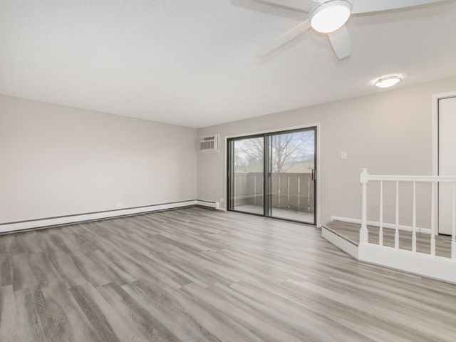 2 Echo Court 2, Vernon Hills, IL 60061