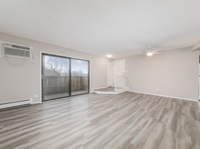 2 Echo Court 2, Vernon Hills, IL 60061
