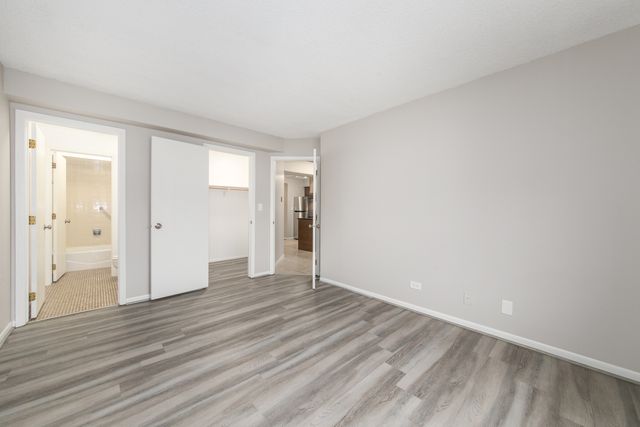 2 Echo Court 2, Vernon Hills, IL 60061