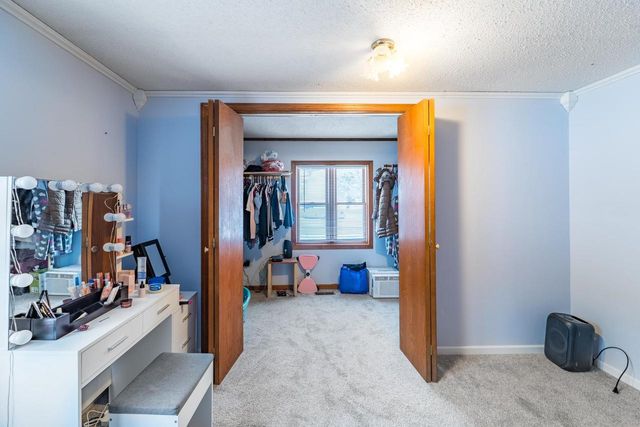 221511 COUNTY ROAD B, Marathon, WI 54448