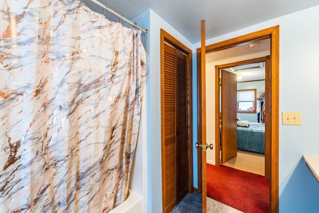 221511 COUNTY ROAD B, Marathon, WI 54448