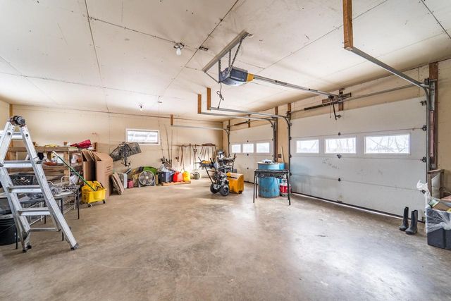 221511 COUNTY ROAD B, Marathon, WI 54448