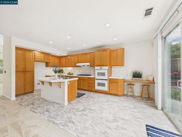 2072 Schell Mountain Way, Antioch, CA 94531