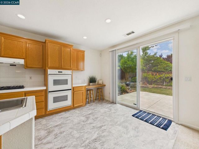 2072 Schell Mountain Way, Antioch, CA 94531