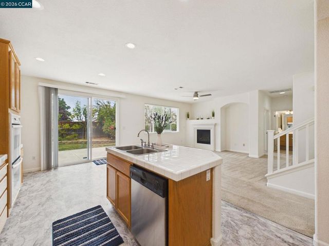 2072 Schell Mountain Way, Antioch, CA 94531