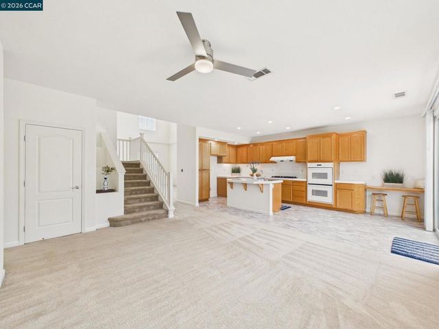 2072 Schell Mountain Way, Antioch, CA 94531