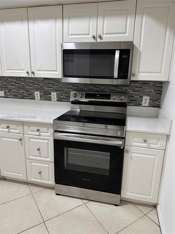 9640 NW 2nd Street 5-306, Pembroke Pines, FL 33024