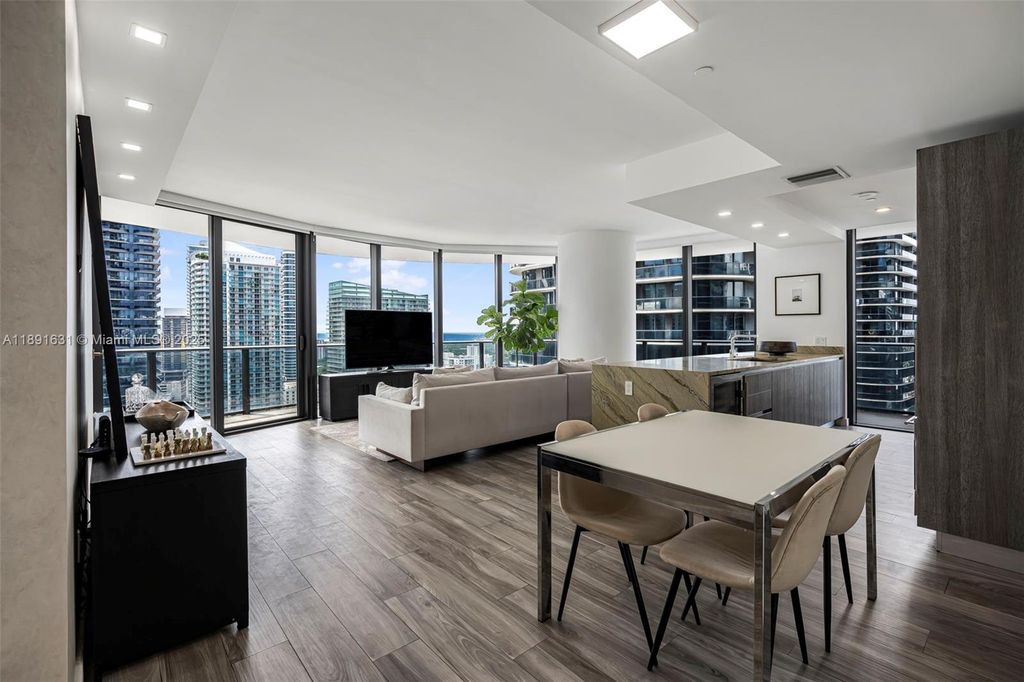 801 S Miami Ave 2901, Miami, FL 33130