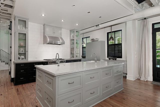 30 East Bay Boulevard, The Woodlands, TX 77380