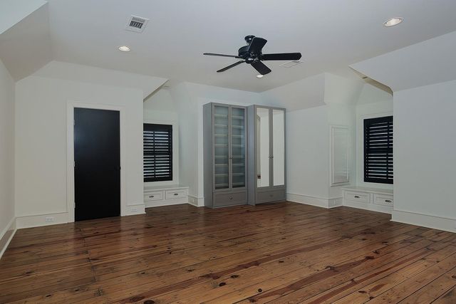 30 East Bay Boulevard, The Woodlands, TX 77380