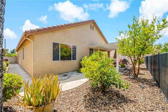 28918 Lake Fork Drive, Menifee, CA 92584