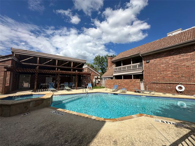18240 Midway Road 902, Dallas, TX 75287
