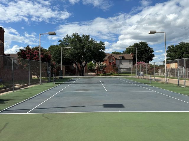 18240 Midway Road 902, Dallas, TX 75287