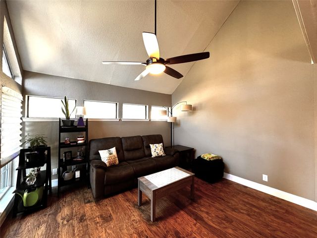 18240 Midway Road 902, Dallas, TX 75287