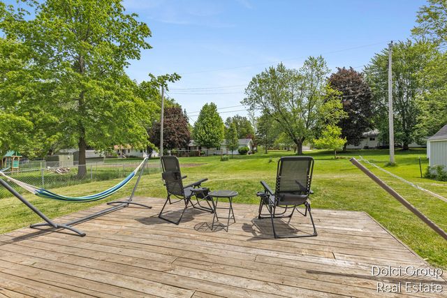 233 Jennifer Lane, Holland, MI 49423