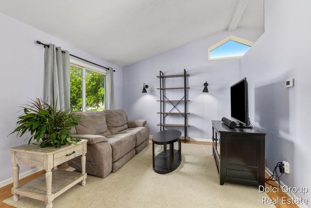 233 Jennifer Lane, Holland, MI 49423