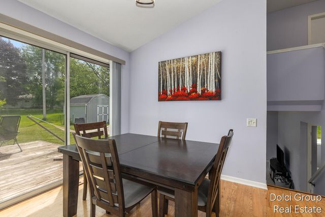233 Jennifer Lane, Holland, MI 49423