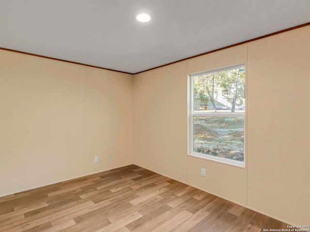 1230 Greenbriar, Canyon Lake, TX 78133