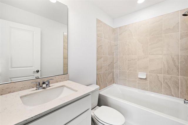 5650 ENCHANTED MEADOW ALLEY B, Clermont, FL 34714