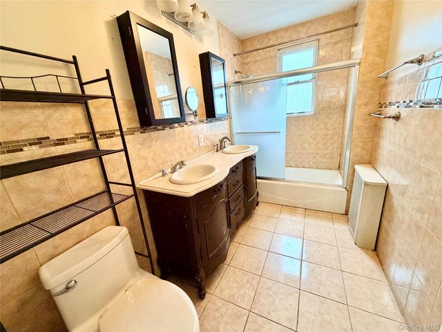 80-35 249th Street, Bellerose, NY 11426