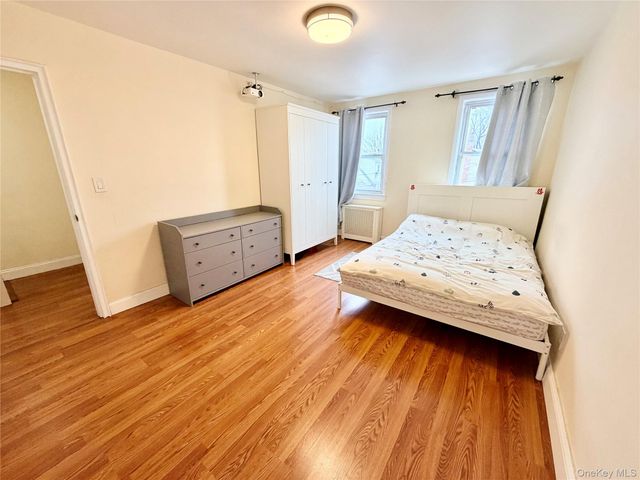 80-35 249th Street, Bellerose, NY 11426