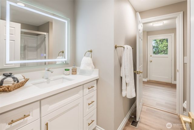 32135 32nd Avenue SW, Federal Way, WA 98023