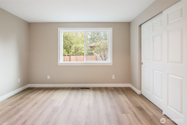 32135 32nd Avenue SW, Federal Way, WA 98023