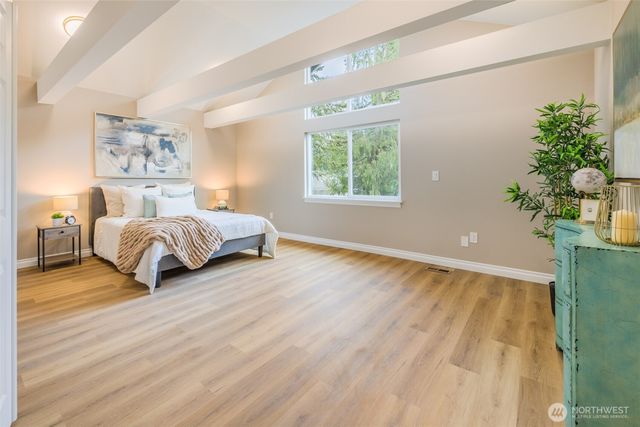 32135 32nd Avenue SW, Federal Way, WA 98023