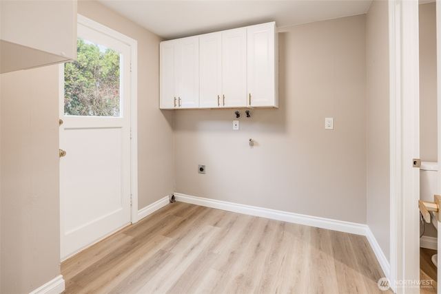 32135 32nd Avenue SW, Federal Way, WA 98023