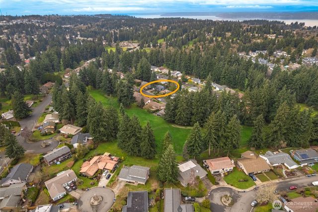 32135 32nd Avenue SW, Federal Way, WA 98023