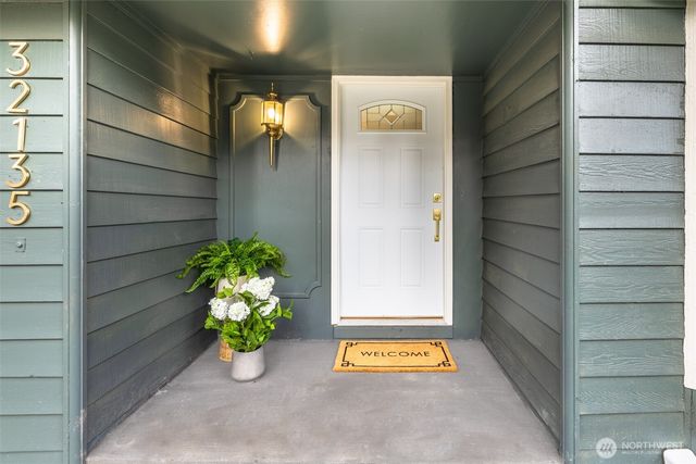 32135 32nd Avenue SW, Federal Way, WA 98023