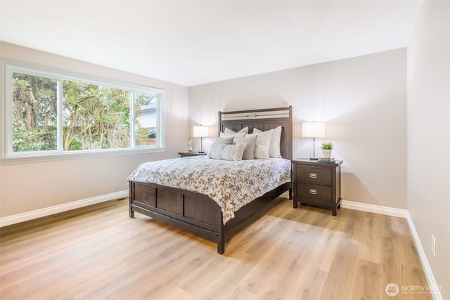 32135 32nd Avenue SW, Federal Way, WA 98023