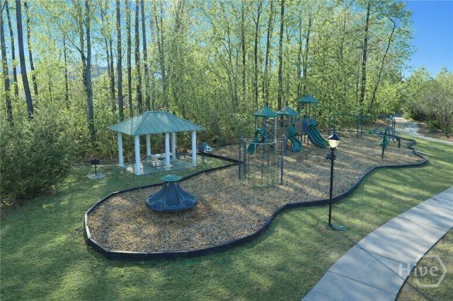 293 McCrady Drive, Richmond Hill, GA 31324