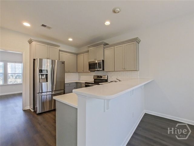 293 McCrady Drive, Richmond Hill, GA 31324