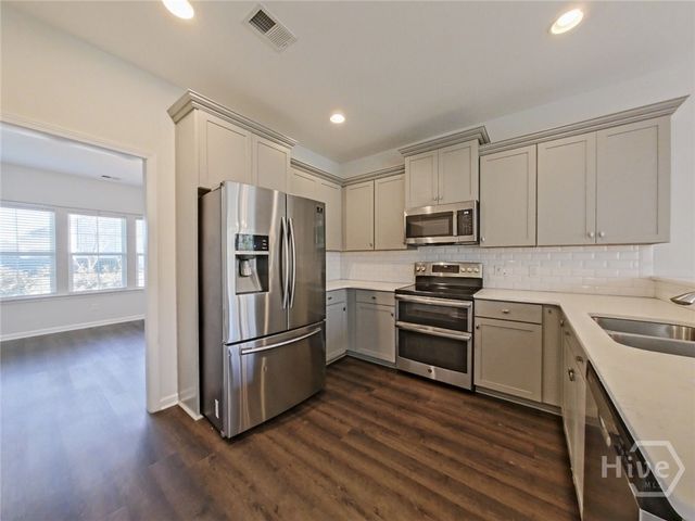 293 McCrady Drive, Richmond Hill, GA 31324