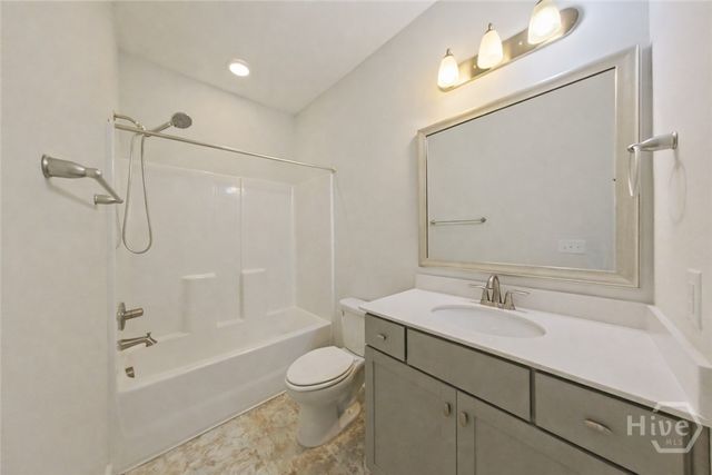 293 McCrady Drive, Richmond Hill, GA 31324
