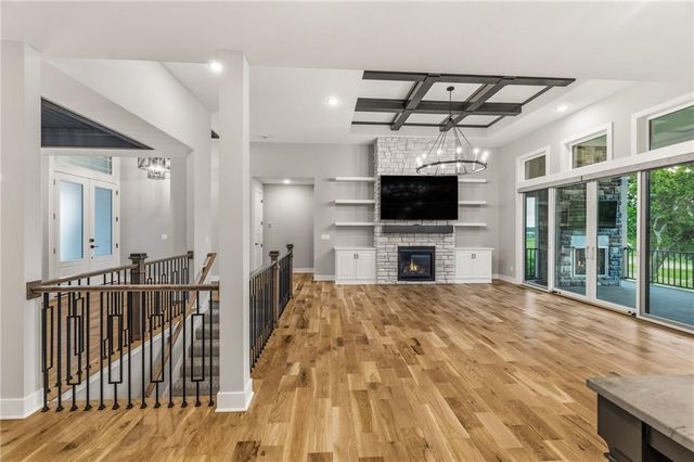 10139 N Kansas Court, Kansas City, MO 64155