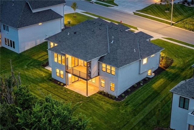 10139 N Kansas Court, Kansas City, MO 64155