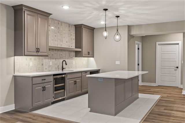 10139 N Kansas Court, Kansas City, MO 64155