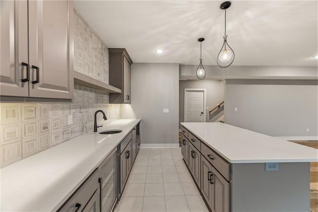 10139 N Kansas Court, Kansas City, MO 64155