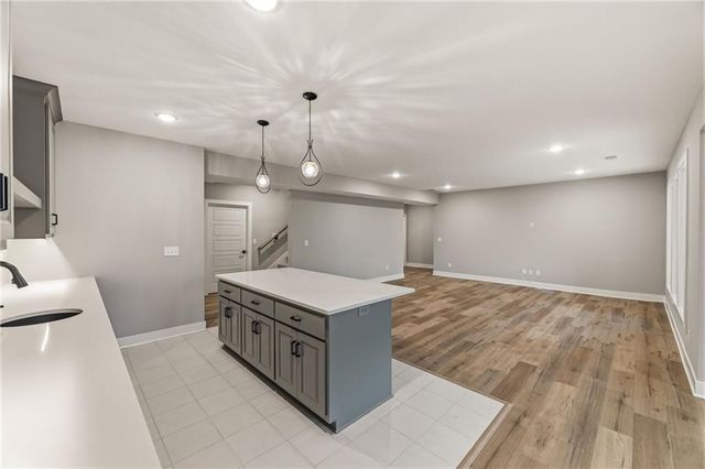 10139 N Kansas Court, Kansas City, MO 64155