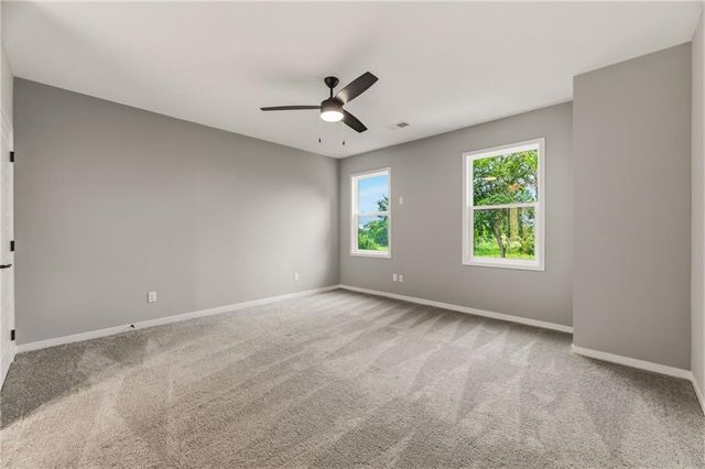 10139 N Kansas Court, Kansas City, MO 64155