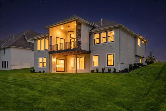 10139 N Kansas Court, Kansas City, MO 64155