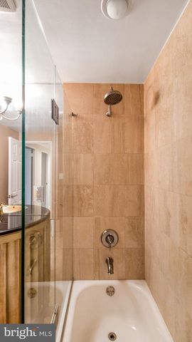 4600 DUKE ST #1602, Alexandria, VA 22304