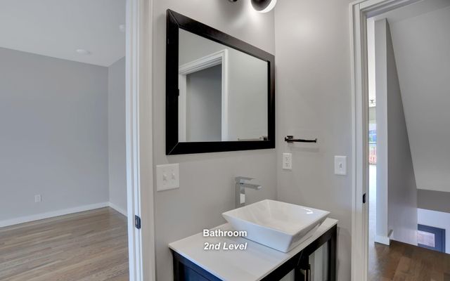 550 E Main St Apt 102, Chattanooga, TN 37408