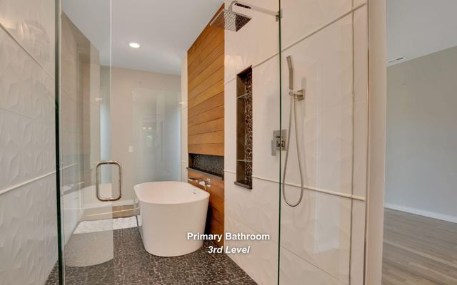 550 E Main St Apt 102, Chattanooga, TN 37408