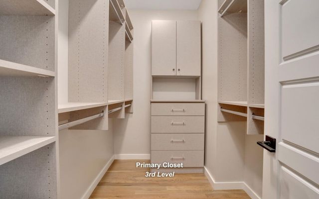 550 E Main St Apt 102, Chattanooga, TN 37408