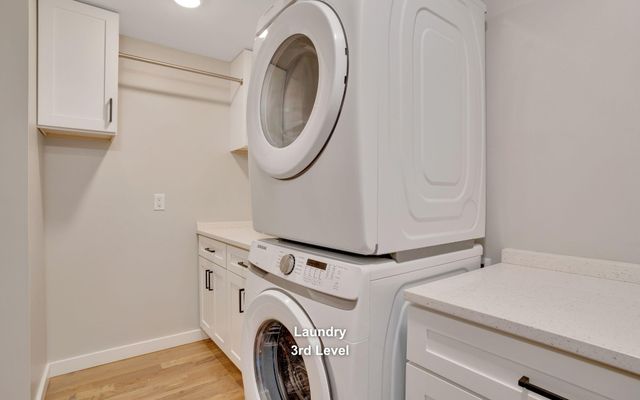 550 E Main St Apt 102, Chattanooga, TN 37408